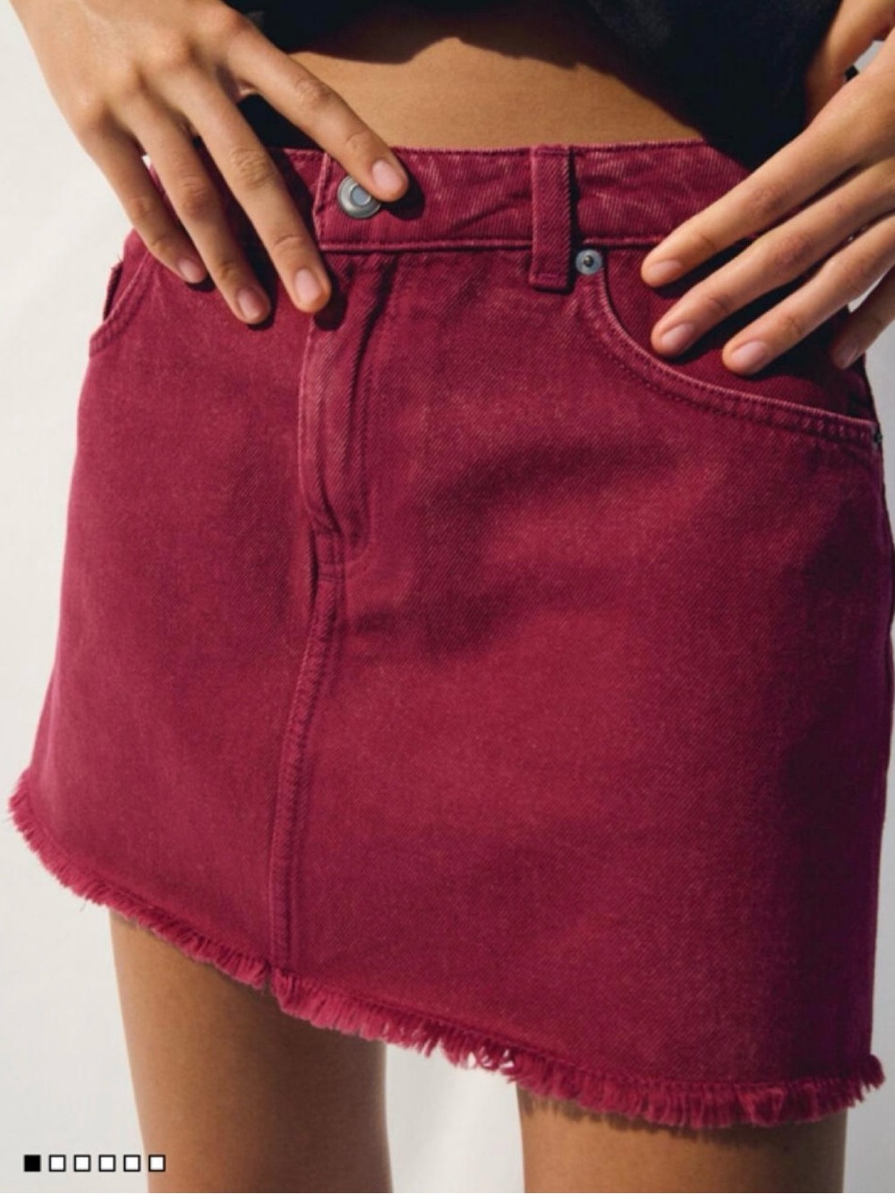 H&M Burgundy Frayed Hem Denim Mini Skirt